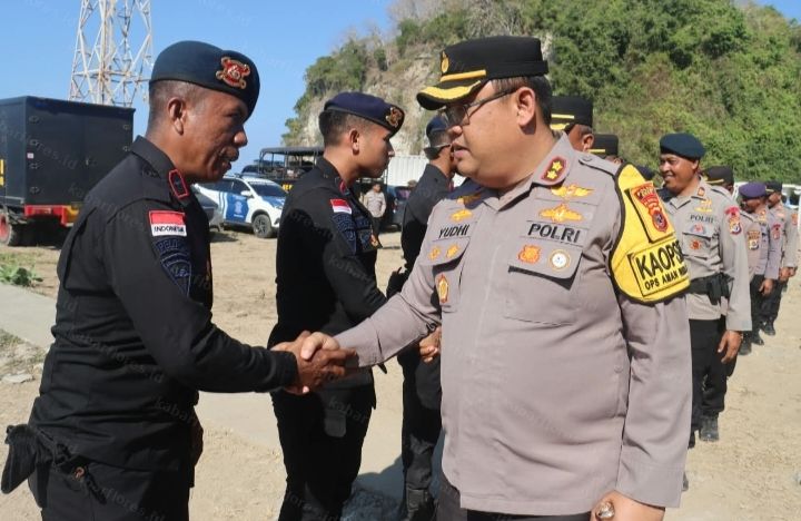 Kapolres Ende Apresiasi 125 Personel BKO : Kalian Telah Menyelesaikan Tugas Kemanusiaan