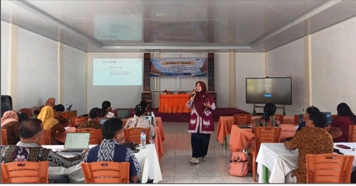 Pulihkan Mental Guru Pascagempa, BGTK NTT Latih 21 Fasilitator di Ende