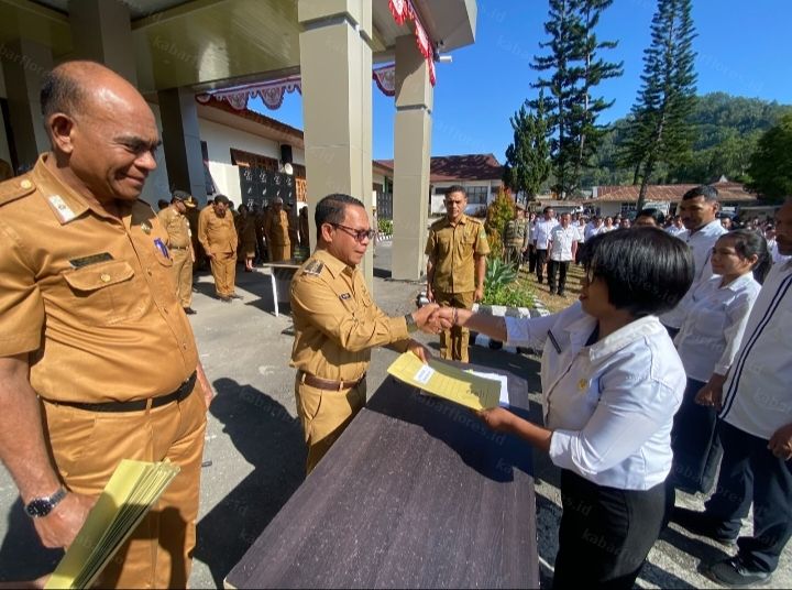 570 PPPK Paruh Waktu di Ngada Terima SK Perpanjangan